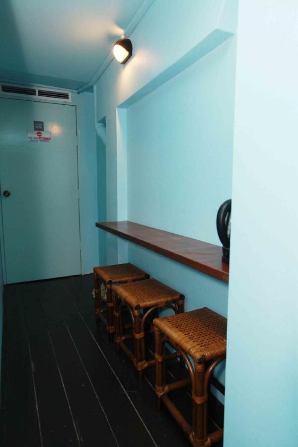 K Space 569 * Singapura